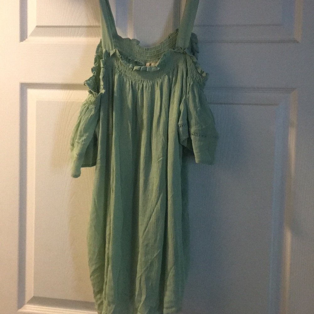 Cute cold shoulder shirt